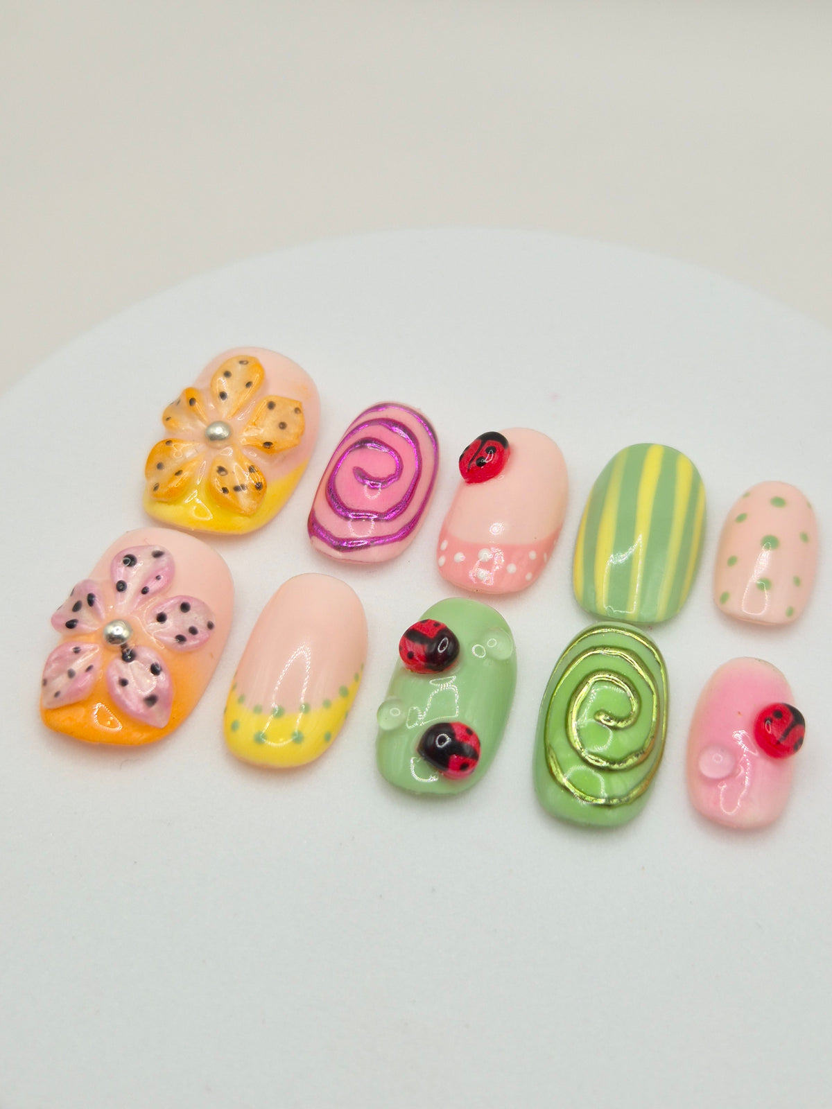 Ladybugs presson nails